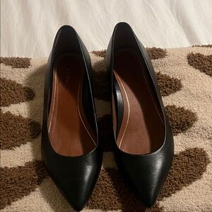 Black Pointed Toe Women's flats